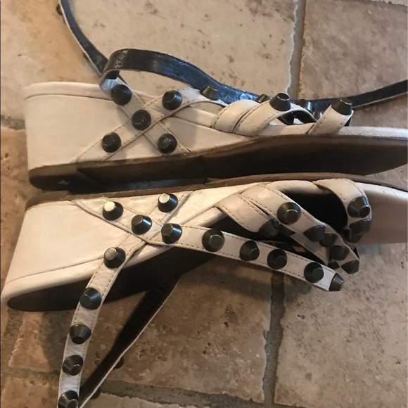 Balenciaga Gladiador Wedges - Picture 2 of 12